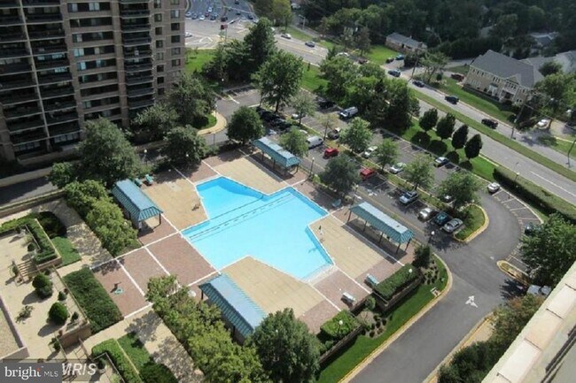 Building Photo - 5505 Seminary Rd