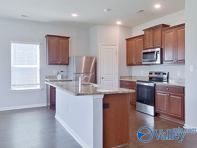 Building Photo - 1142 Freedom Pkwy