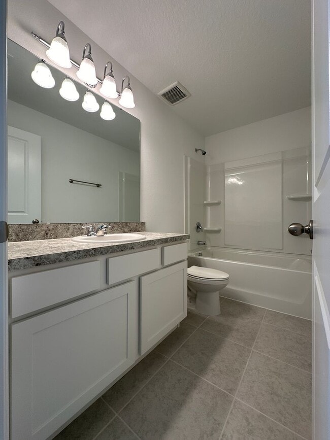 Building Photo - 2216 Bear Peak Dr