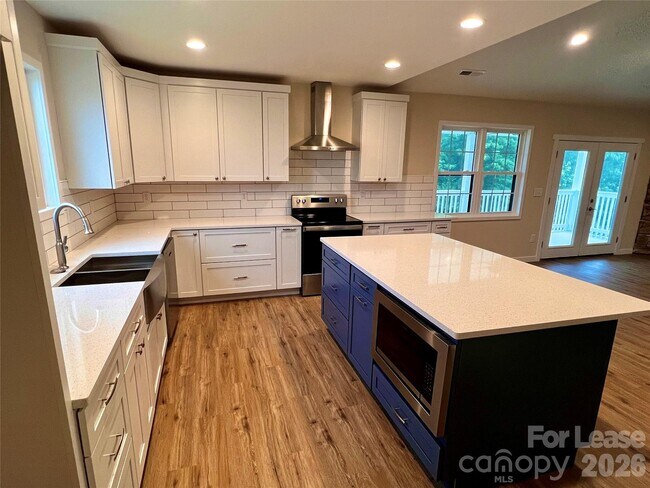 Building Photo - 118 Grace Estates Dr