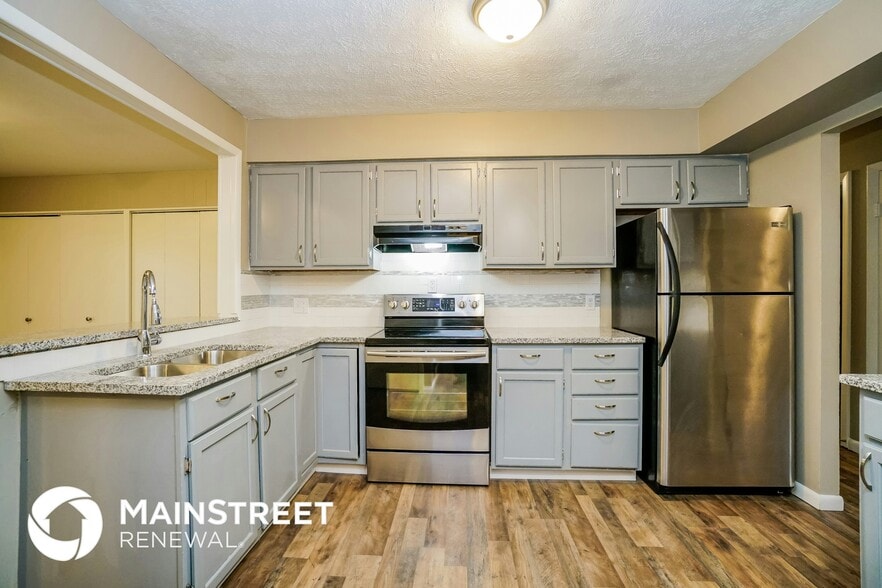 Building Photo - 1570 Wilton Dr