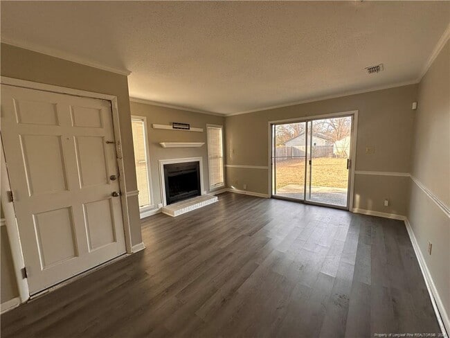 Building Photo - 6512 Wicklow Pl