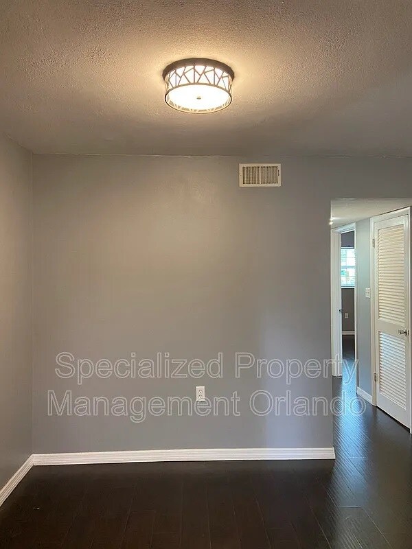 Building Photo - 2500 Lee Rd