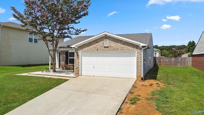 Building Photo - 204 Bumper Crop Ln NW