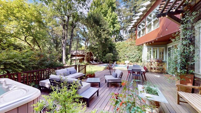 Building Photo - 76 Tamalpais-
