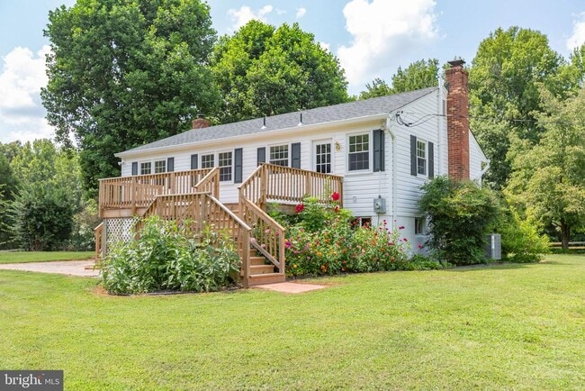 Building Photo - 18136 Pepmeier Hill Rd