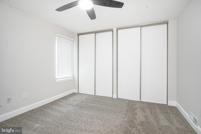 Building Photo - 4617A Aberdeen Dr