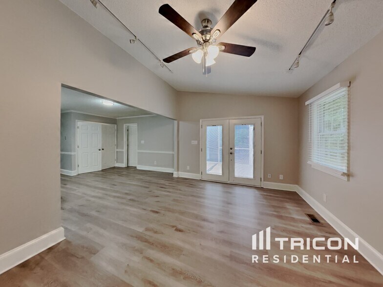 Building Photo - 5710 Windworth Dr
