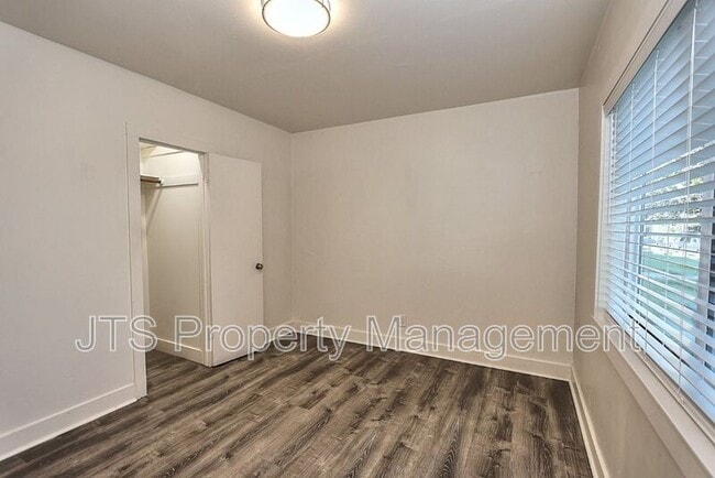 Building Photo - 4702 65th St