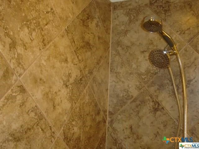 Building Photo - 1509 Cap Ridge Peak