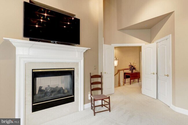 Building Photo - 5237 Bessley Pl