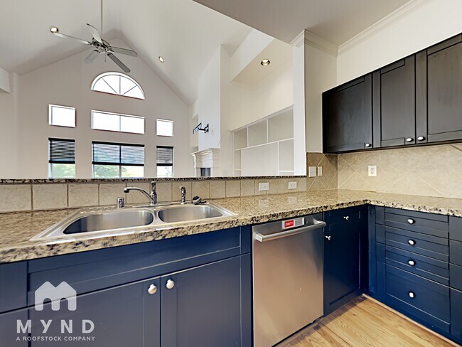 Building Photo - 5343 Kiam St