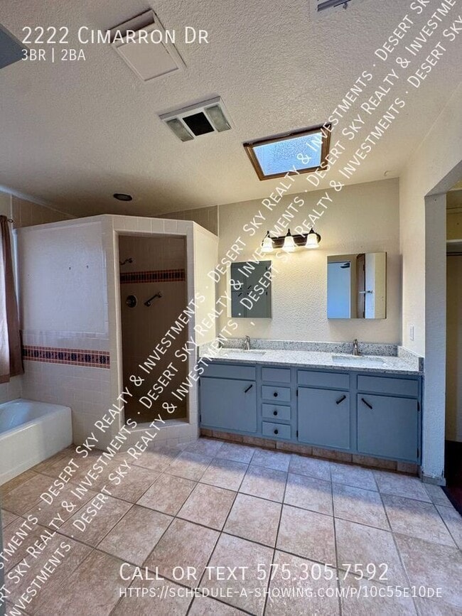 Building Photo - 2222 Cimarron Dr