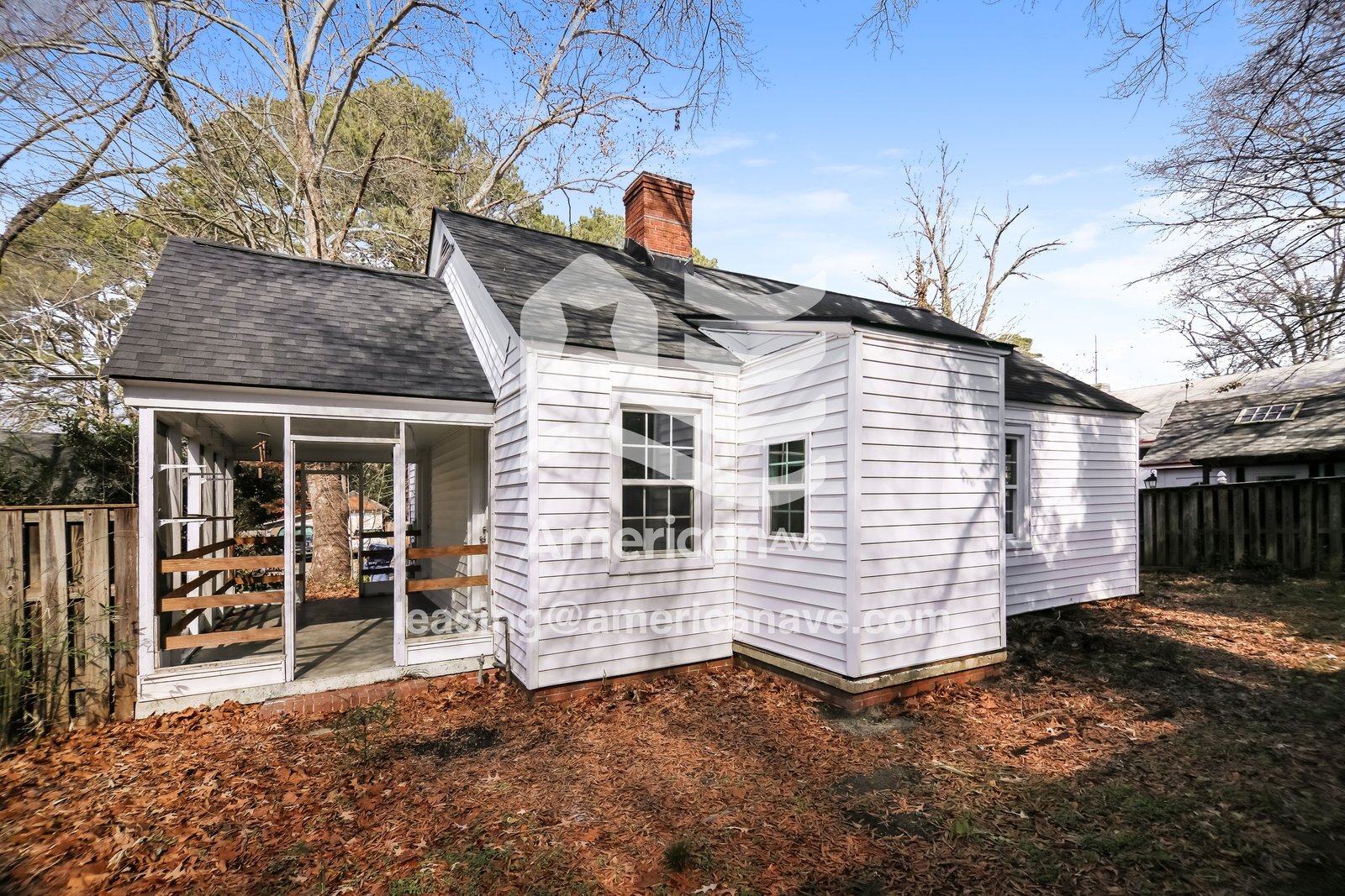 Building Photo - 203 Kincaid Ave NW