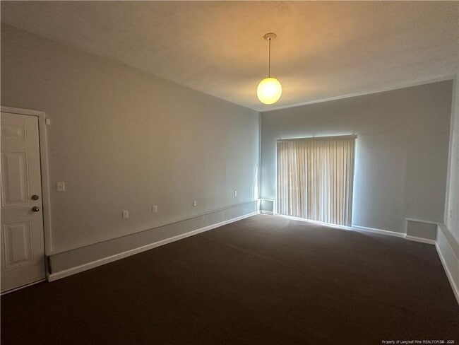 Building Photo - 9598 Holbrook Ln