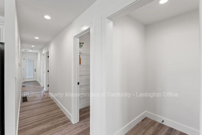 Building Photo - 312 Winding Branch Dr