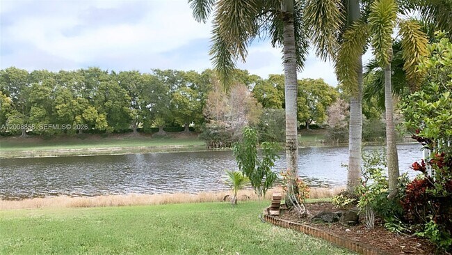 Building Photo - 756 Sand Creek Cir