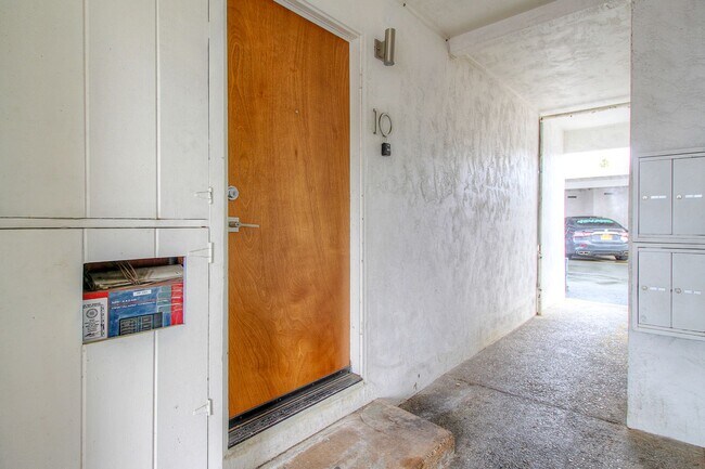 Building Photo - 1532 Atlanta Ct