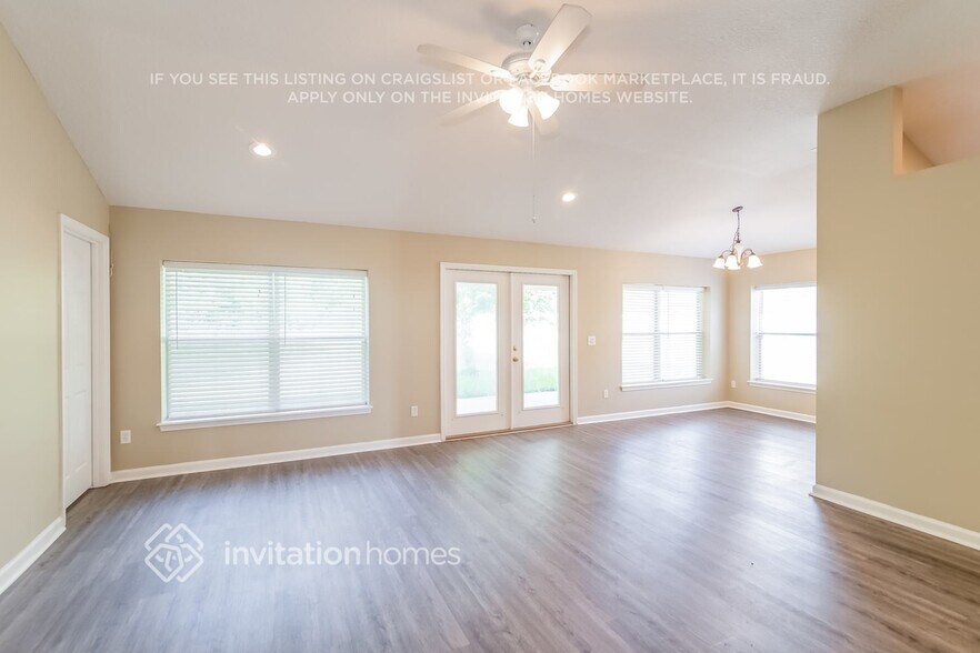 Building Photo - 1016 Oak Arbor Cir