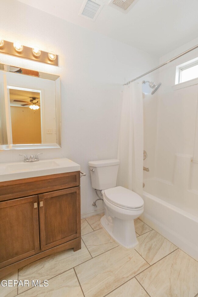 Building Photo - 5652 Rick Husband Dr