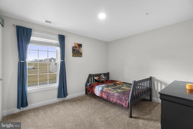 Building Photo - 10005 Maids Fancy Way