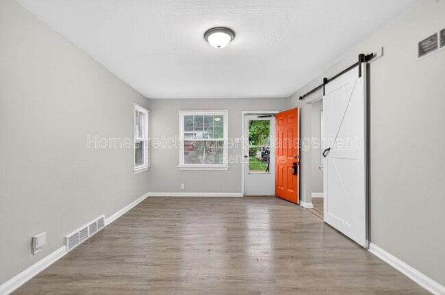 Building Photo - 7431 Esterbrook Dr
