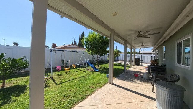 Building Photo - Open for Showings | Move-In Available July 15th