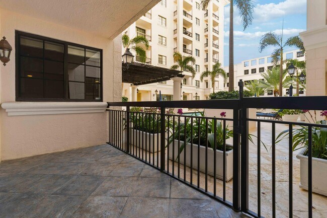 Building Photo - 233 S Federal Hwy