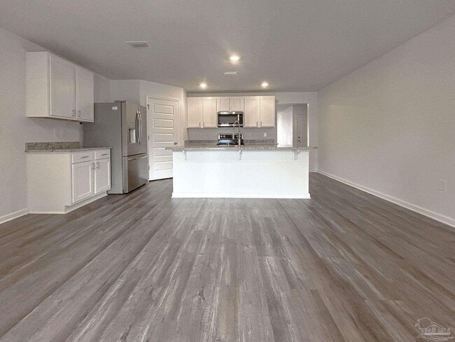 Building Photo - 4006 Whitetail Ln