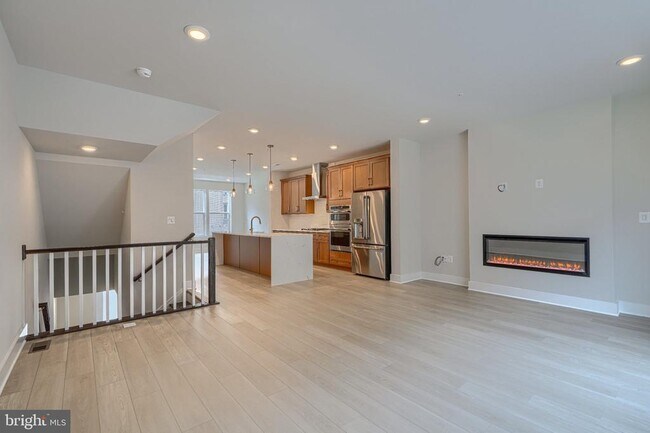 Building Photo - 2705 Ferry Bar Dr