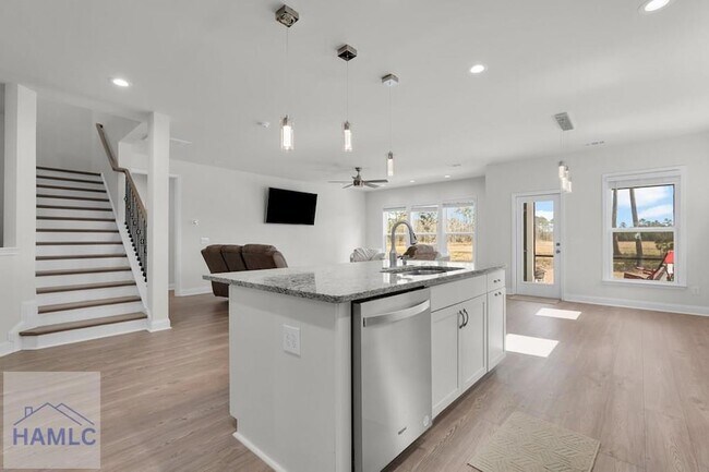 Building Photo - 268 Loblolly Ln