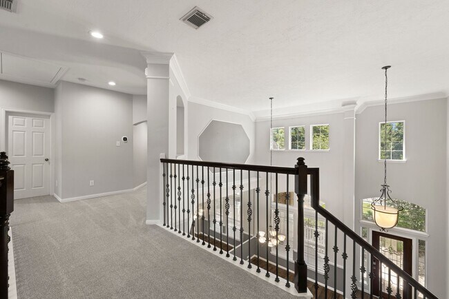 Building Photo - Magnificent Corner-Lot Retreat with Pool &...
