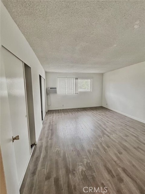 Building Photo - 922 W Duarte Rd