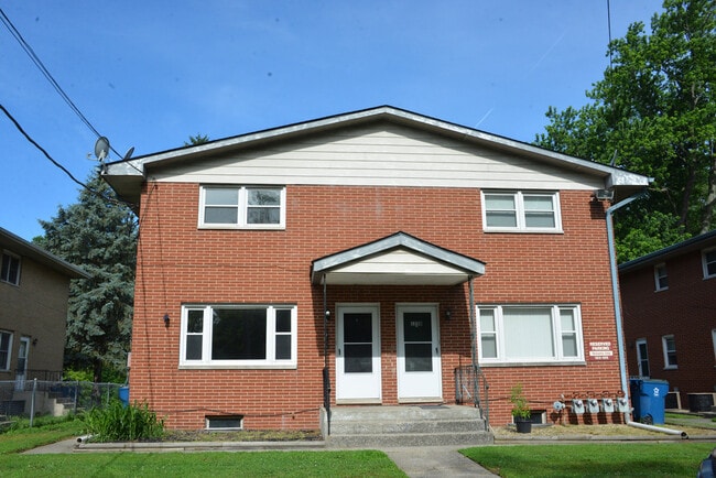 Building Photo - 125 S 18th St