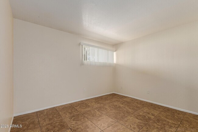 Building Photo - 7141 N 16th St