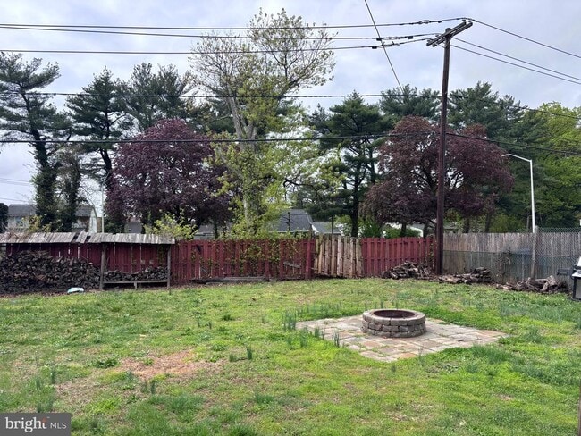 Building Photo - 35 Blueberry Ln