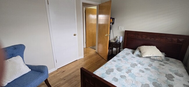 Building Photo - 35 Universal Ave