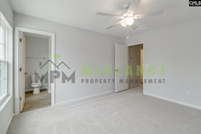 Building Photo - 3068 Harborview Dr