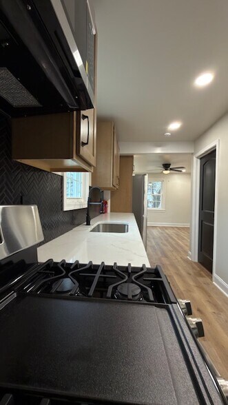 Building Photo - 101 Mulberry Ave