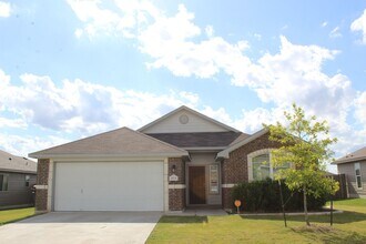 Building Photo - CUTE 3 BEDROOM, 2 BATH
