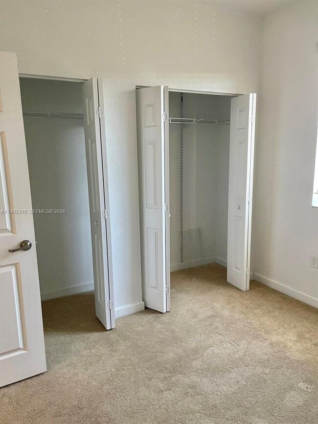 Building Photo - 8952 W 35th Ln