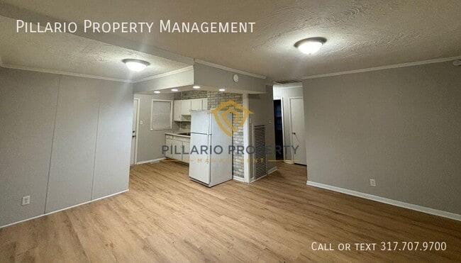 Building Photo - 1734 N Riley Ave