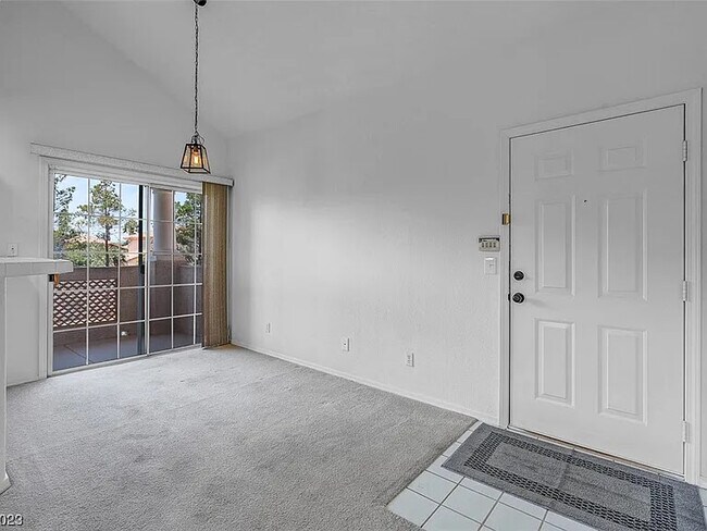 Building Photo - 2925 Wigwam Pky