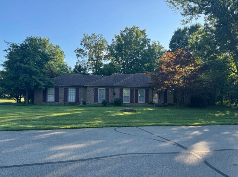 Primary Photo - 3200 Brownsboro Vista Dr