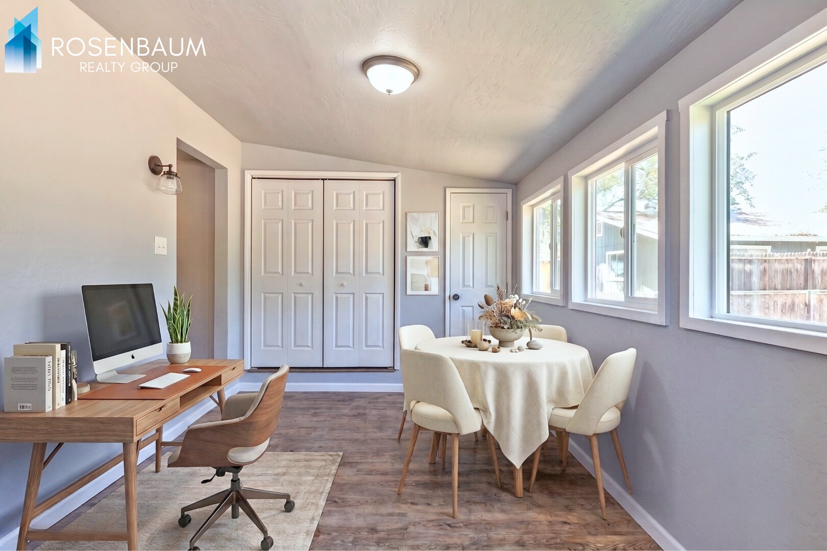 Building Photo - Charming 3-beds, 2-baths single-level home nestled in the desirable Prescott Heights community!