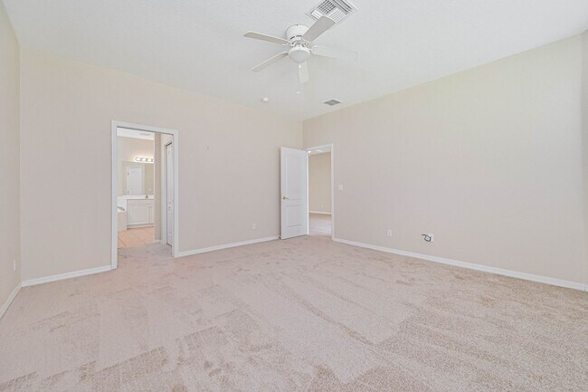 Building Photo - ** NOW AVAILABLE ** Villa in Bella Terra  - 2bed/2 bath plus den
