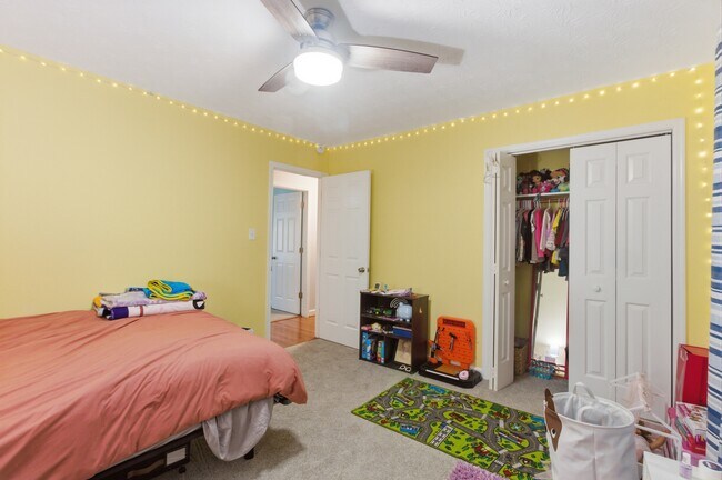 Building Photo - 601 Winged Foot Ct