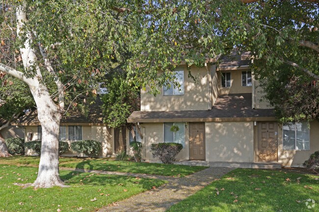 Building Photo - Monte Vista Manor