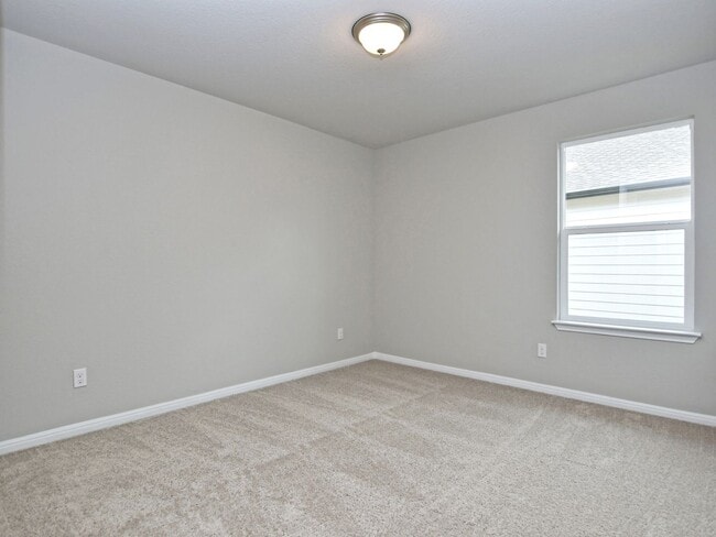 Building Photo - 3 BR/2 BA in BASTROP - 1489 SF in Pecan Park - Close to TESLA!