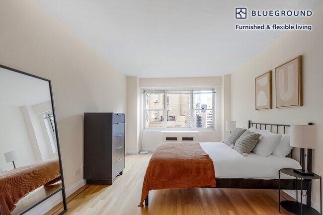 Building Photo - 30 Park Ave